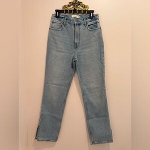 Abercrombie & Fitch 90’s Straight Ultra High Rise with Slit, Light Wash - Size 8